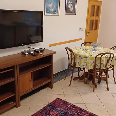 Ludmila Apartmán Vodice
