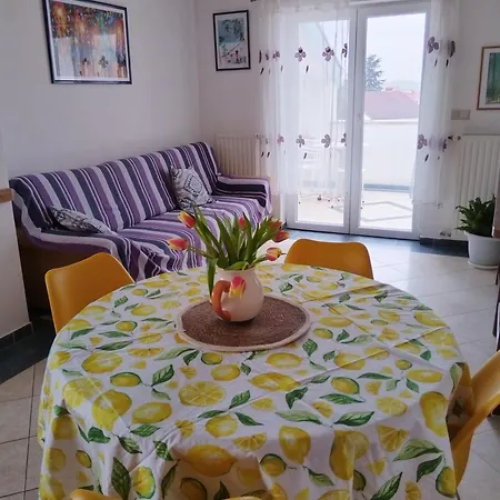 Ljudmila Apartament *