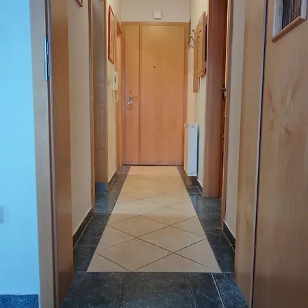 Apartament Ljudmila