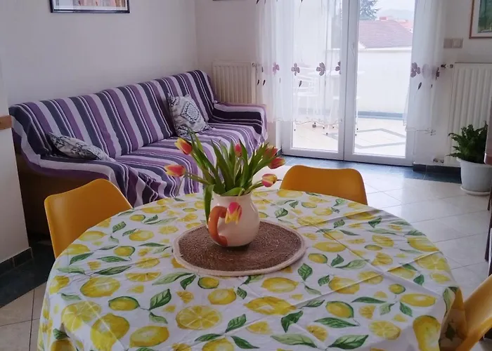 Ljudmila Διαμέρισμα *